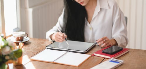 手機短信接口如何實現(xiàn)